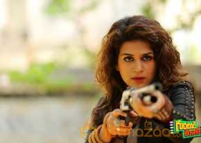 Shraddha Das Stills From Guntur Talkies Movie photo 3