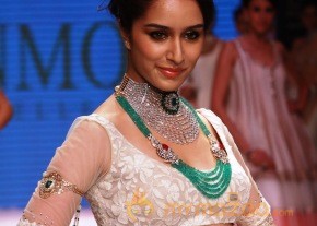 Shraddha Kapoor Latest Glam Photos photo 22