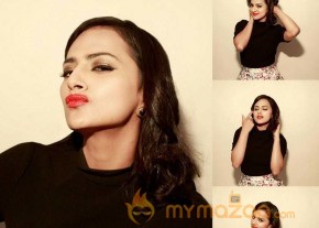Shraddha New Photoshoot photo 22