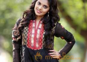 Shravya Latest Pics photo 22
