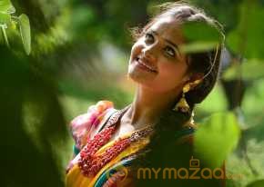 Shreya Vyas Beautiful Pics photo 2