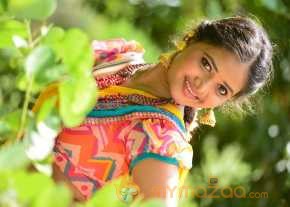 Shreya Vyas Beautiful Pics photo 8