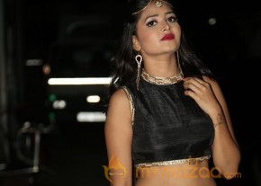 Shreya Vyas Hot Black Dress Photos photo 33