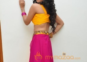 Shreya Vyas Sexy Hot Stills in Yellow Dress photo 20