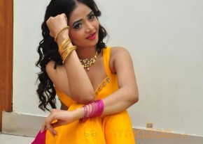 Shreya Vyas Sexy Hot Stills in Yellow Dress photo 25