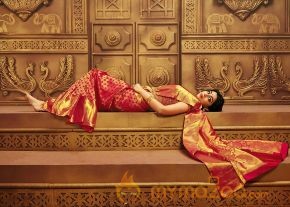 Shriya Saran Latest Photo shoot stills photo 11