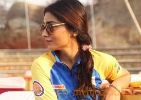  Shriya Saran Latest Pics  photo 7