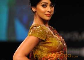 Shriya Saran photo 13