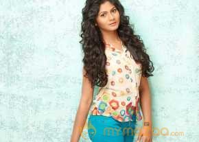  Shruthi Reddy Portfolio Pics 