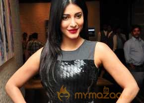Shruti Haasan Photoshoot At Srimanthudu Press Meet photo 3