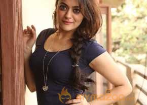Shruti Sodhi photo 10