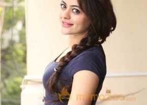 Shruti Sodhi photo 3