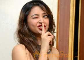 Shweta Basu Prasad photo 2