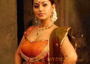 Sneha photo 2