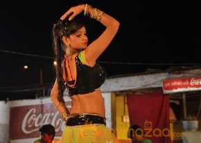 Sriya photo 5