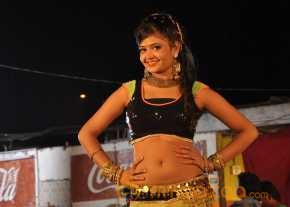 Sriya photo 4