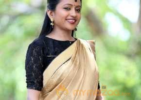 Suma Kanakala photo 4