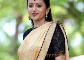 Suma Kanakala photo 2