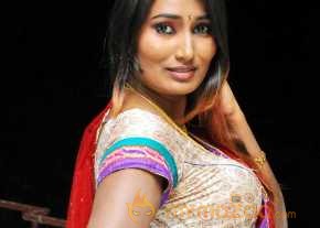Swathi Naidu Photoshoot photo 16
