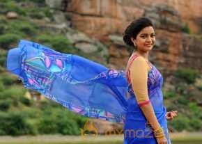 Swathi Tripura Movie Stills photo 6