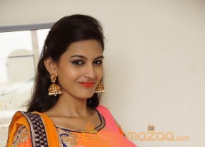 Swetha Jadhav at Aura Exhibition Launch photos photo 3