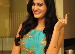 Swetha Jadhav Telugu actress @ Citi Hi Life Exhibition photo 17