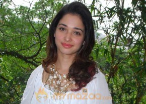 Tamanna cute pic photo 8