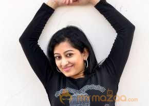 Tanishka photo 9