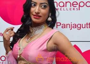 Tarunika photo 7