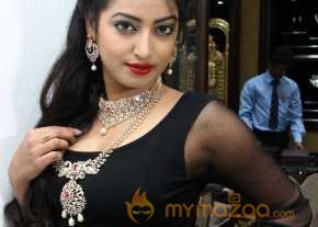 Tarunika photo 14
