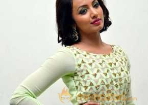 Tejaswi Madivada Latest Pics photo 2