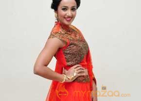  Tejaswi Madivada Photoshoot At Crescent Cricket Cup 2015 Curtain Raiser Event  photo 6