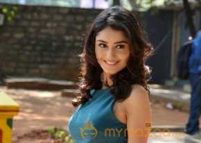 Tridha Choudhury photo 6