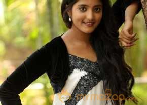  Ulka Gupta Andhra Pori Poster Launch Stills  photo 5