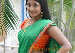 Ulka Gupta Photoshoot On Green Color Half Saree photo 2