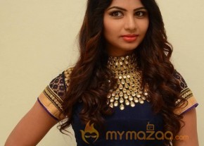 Varsha Stunning Glam Pics photo 7