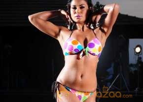  Veena Malik Red Mirchi Movie Stills  photo 4