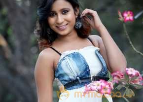Vidya Vinod Indurkar Portfolio Pics photo 2