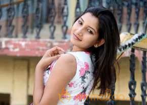 Vinisha Naidu photo 8