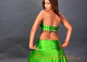 Vinisha Naidu Green Dress Pictures photo 19
