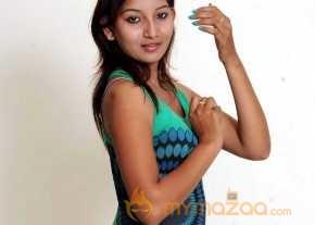 Vinisha Naidu Green Dress Pictures photo 5