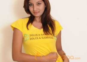 Vinisha Naidu Yellow Dress Pictures photo 6
