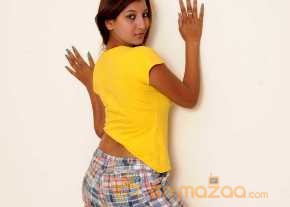 Vinisha Naidu Yellow Dress Pictures photo 3
