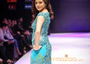 Vithika Sheru Latest Pics photo 2