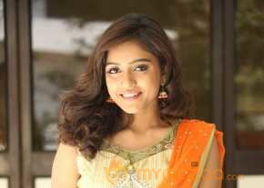  Vithika Sheru Orange Saree Photos  photo 4