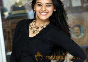 Yamini Bhaskar Photoshoot At Kakatiyudu Movie Teaser Launch photo 8