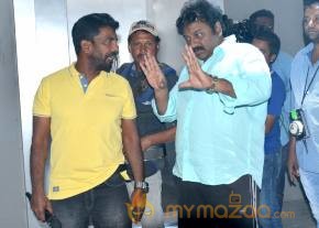 Khaidi Number 150 Movie Working Photos photo 7
