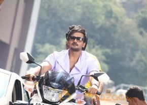 1000 Abaddalu Movie New Stills photo 12