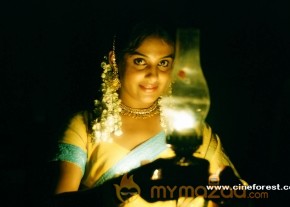 916 KDM Prema Movie Stills Wallpapers photo 29