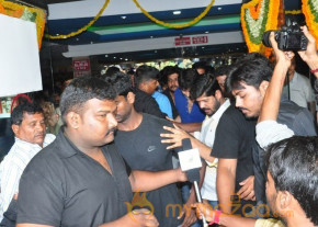 A Aa FDFS @ A Aa Director and Actor photo 6
